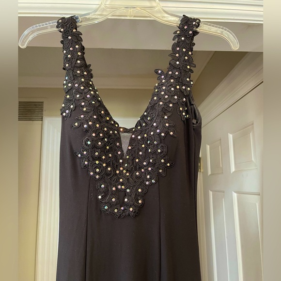 Black prom dress - Picture 2 of 3